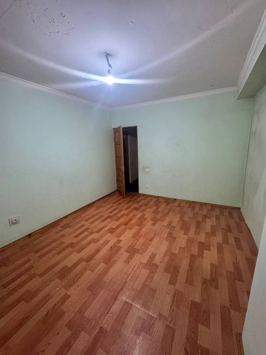 Продам 4/3-4/10 двух уровневую квартиру ул. БАБУР.