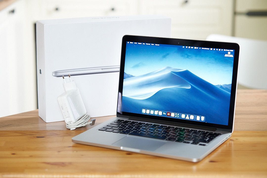 Macbook Pro Retina 13-inch 2015 8/128Gb "Silver"
