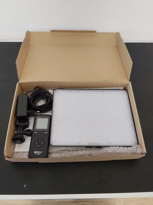 lampa led Viltrox VL 200 B/T