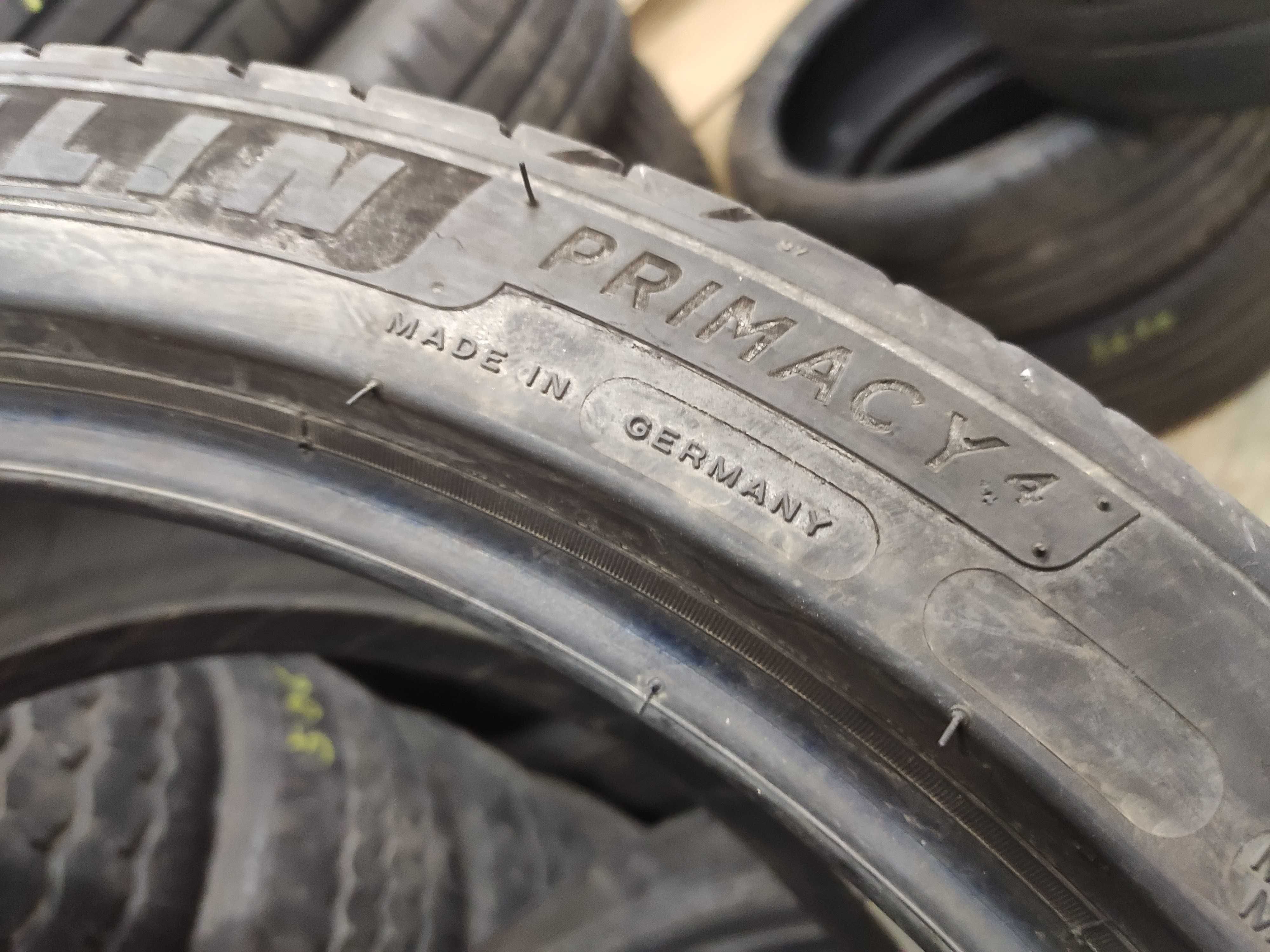 4бр Летни гуми 235 40 18 - Michelin