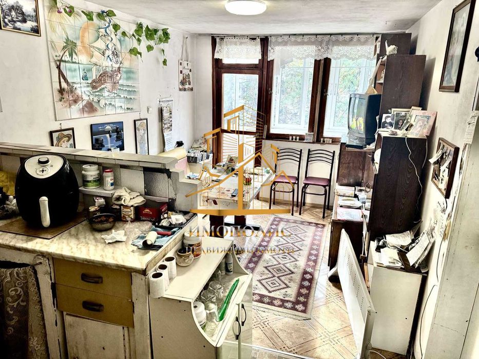 Дава се под наем Четиристаен апартамент в Варна, Спортна зала - 90 кв.м за 255000 € - Снимка #1