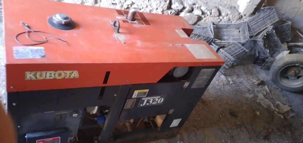 Yaponski Kubota generator dvijok