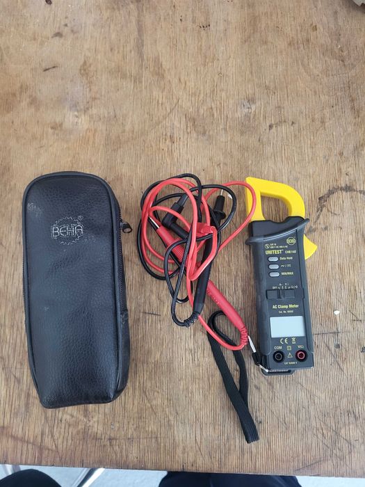 Ampermetru digital