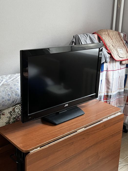 Телевизор JVC в отличном состоянии