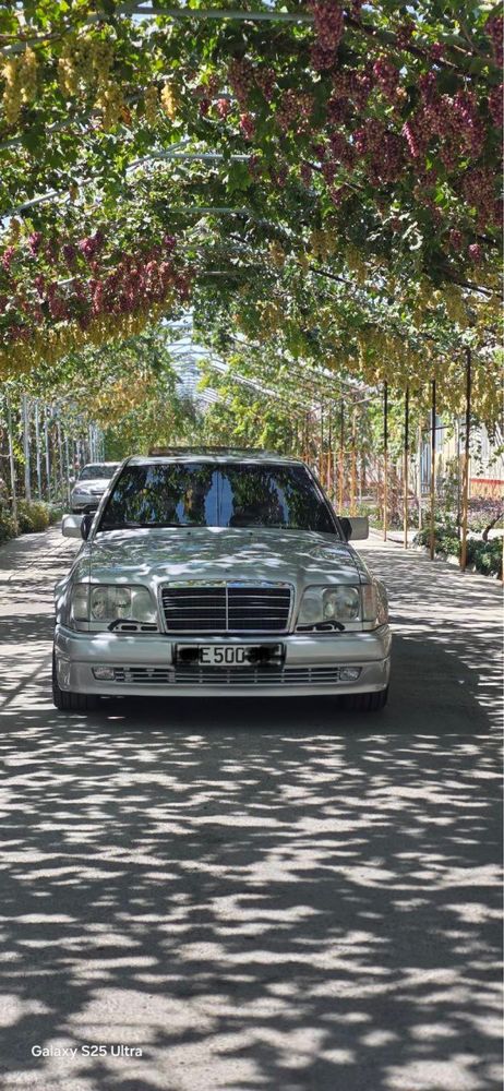 W124 E500 M 112 3.7 sotiladi