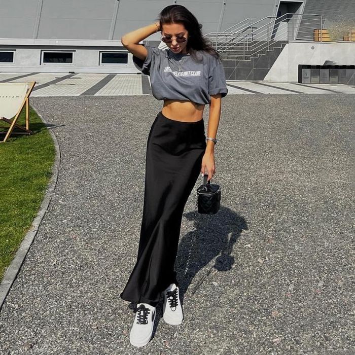 Продам атласную юбку