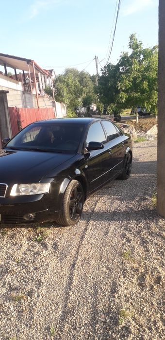 Vând Audi A4 în stare perfecta de funcționare