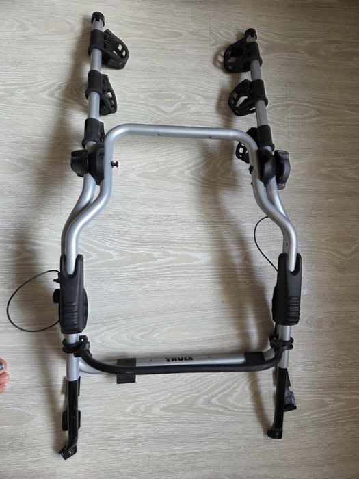 Vand suport Thule 3 biciclete compatibil cu hayon