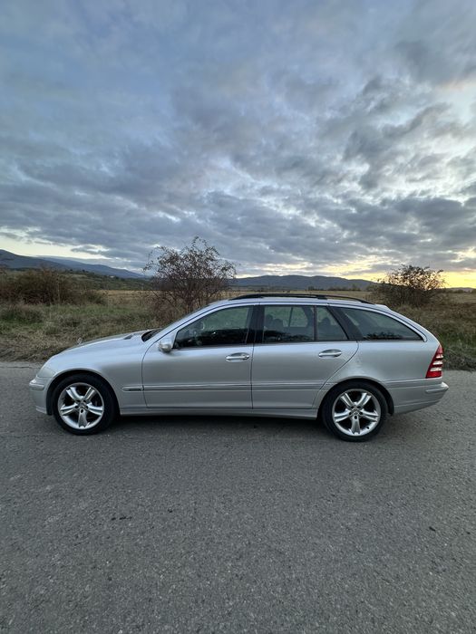 Mercedes W203 320CDI OM642 На Части