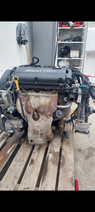 Dezmembrez Chevrolet cruze