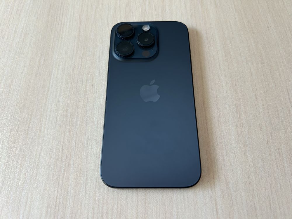 Продаавам Apple iPhone 15 Pro 128GB