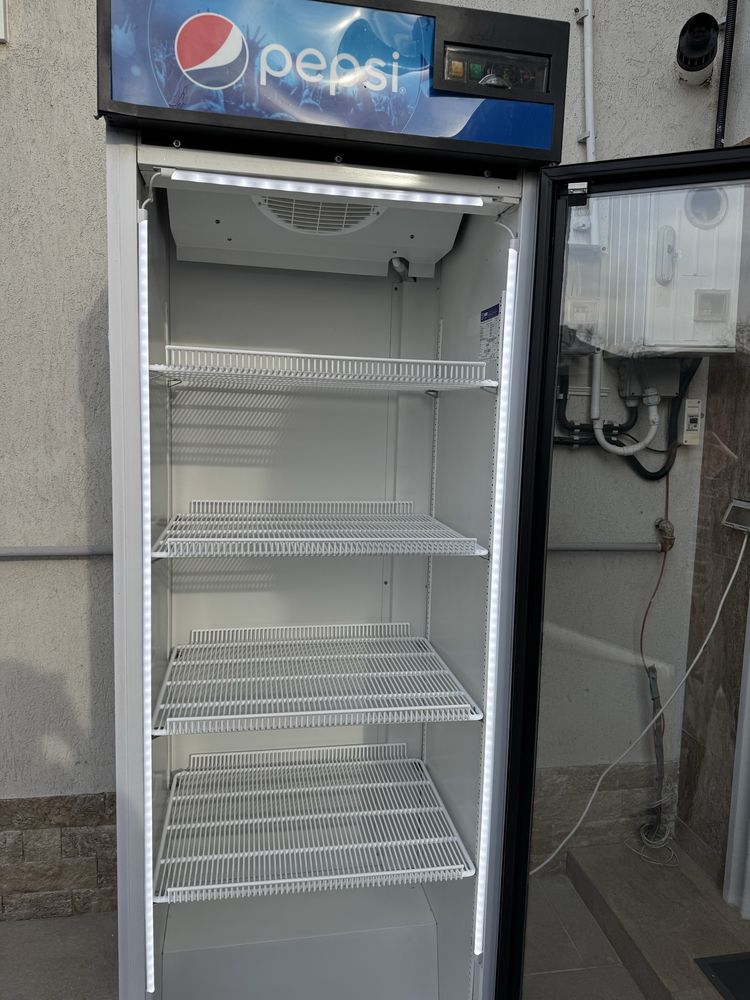 Vitrina frigorifca frigider bauturi generatie noua consum redus 600 L