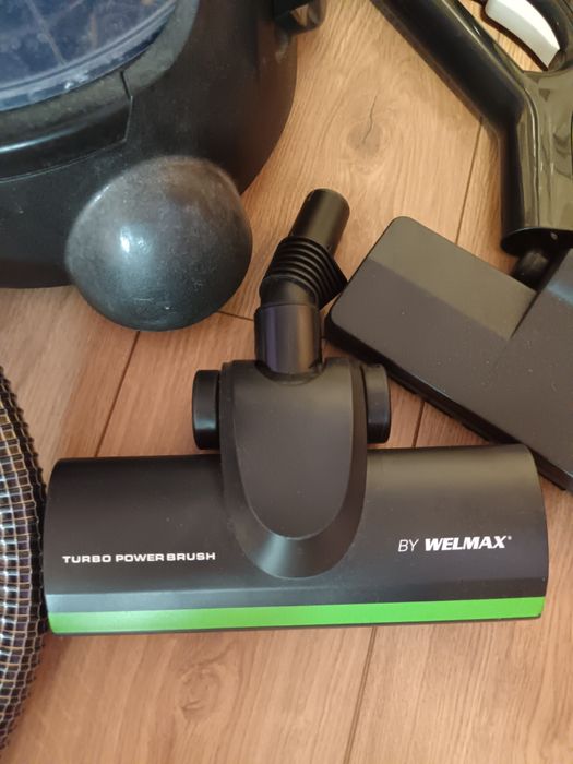 Професионална прахусмокачка за сухо и мокро