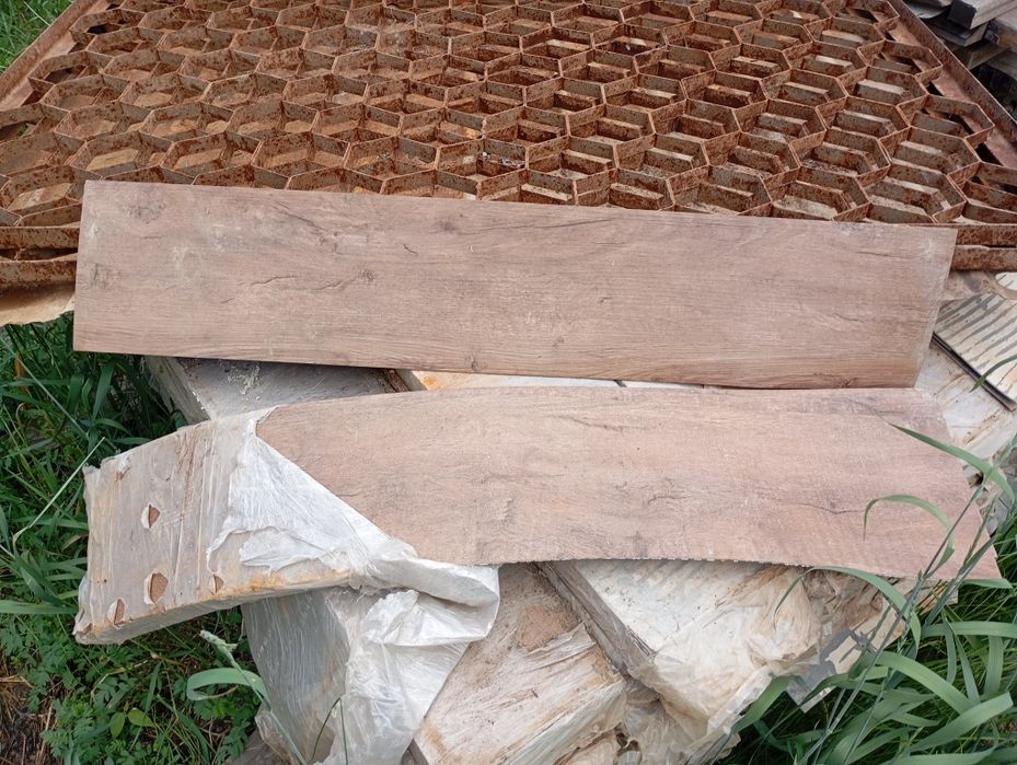 Продам кварц винил б/у