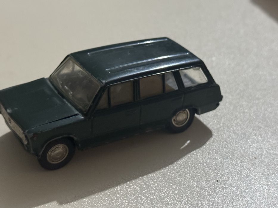 Модельки машинок ссср