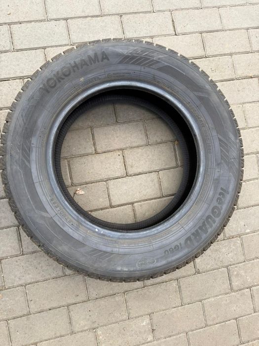Yokohama 225/65/17 липучка