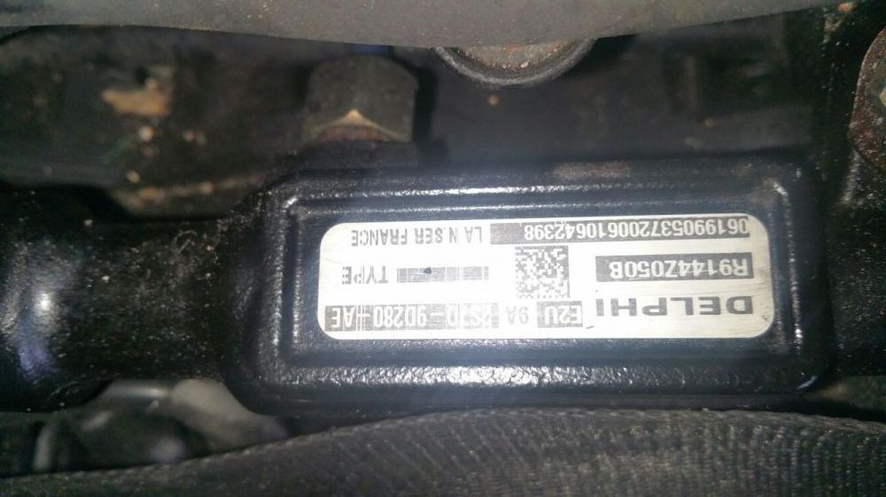 Rampă injectoare și senzor regulator presiune ford mondeo 2.0 tdci