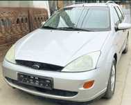 Ford Focus mk1 - motor,cutie,AC,caseta,uși,capote,bara,faruri,scaune