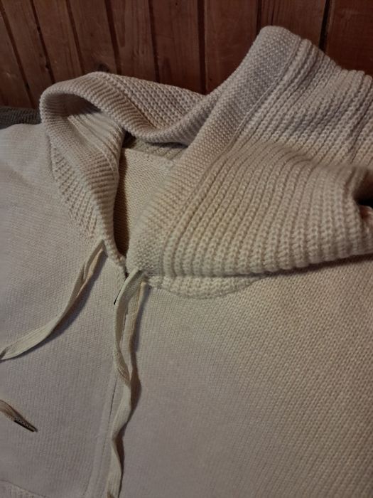 Суитчер ( жилетка) унисекс - един брой  4ХЛ и един брой  2XL