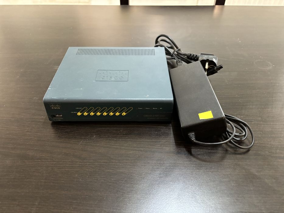 Cisco WLC 2106 Wireless LAN Controller cu alimentator inclus