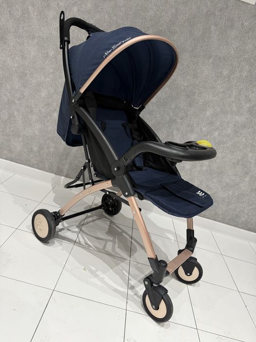 Стульчик для кормления и коляска очень дёшево