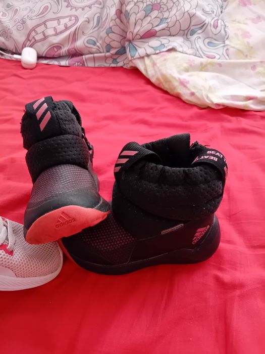 Найк. Адидас Пума за  момичета сандали,боти маратонки от 20 до 24 н