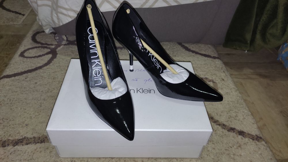 pantofi stiletto cu toc calvin klein