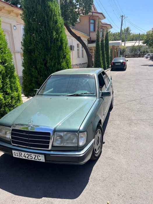 Mercedes Benz 124