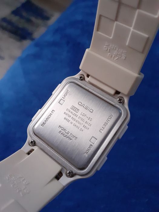 Vând ceas casio LDF-20