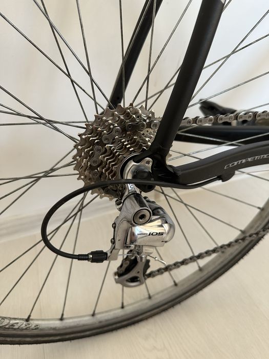 Шосеен Велосипед Cube - Нови части + Основно обслужване