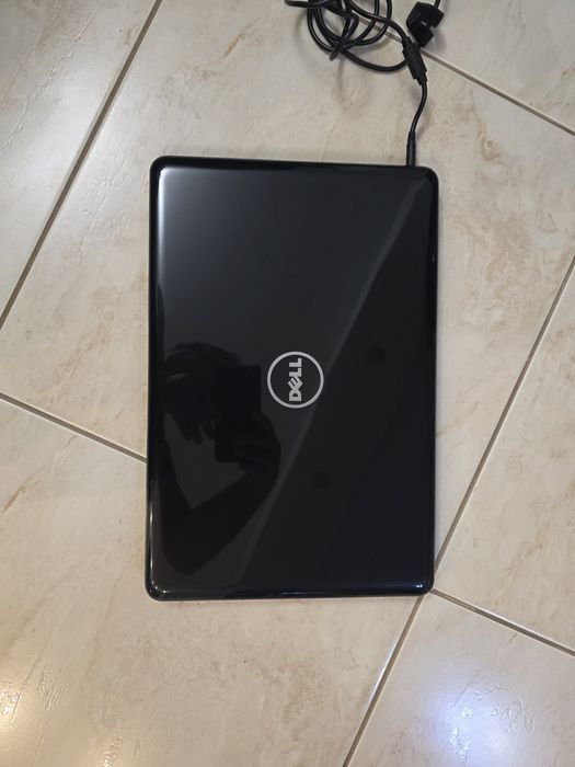 Laptop Dell Inspiron 15 impecabil