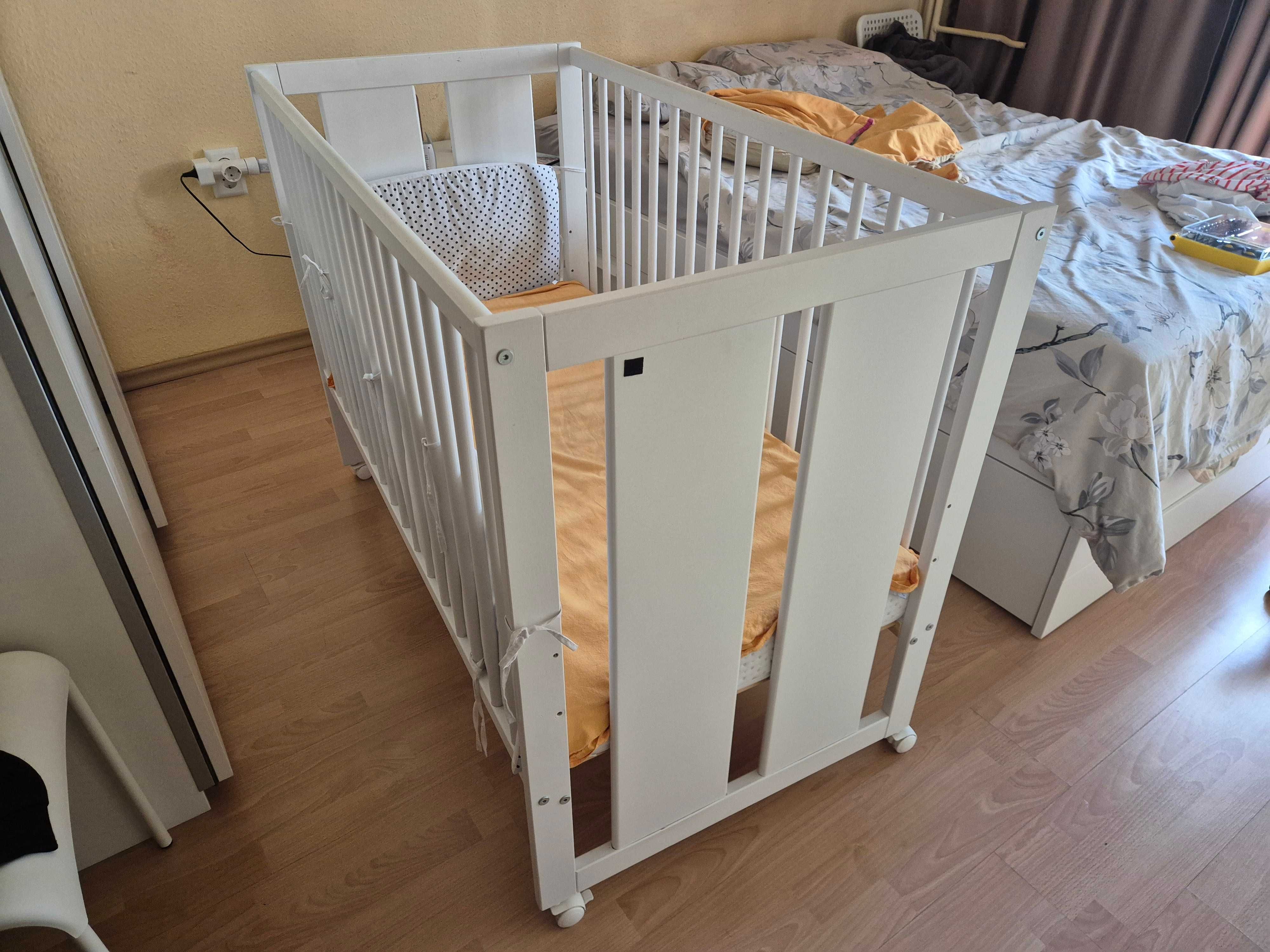 Дървено детско легло на три нива с колелца (60x120) + Матрак