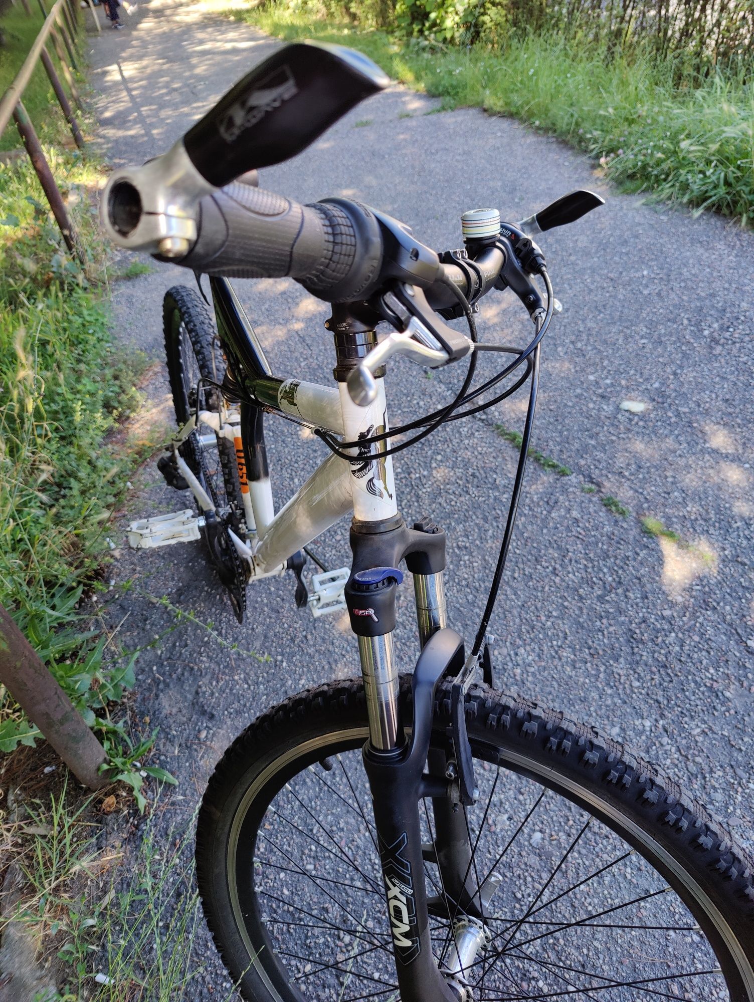 Bicicleta MTB 26" full suspension