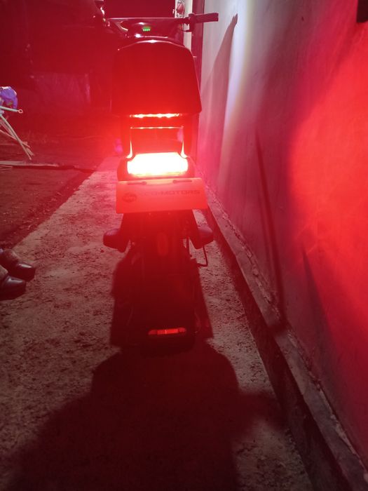 Skuter sotiladi.Yili yengi xali xic qanca minilmagan.Zaruriyatan soti