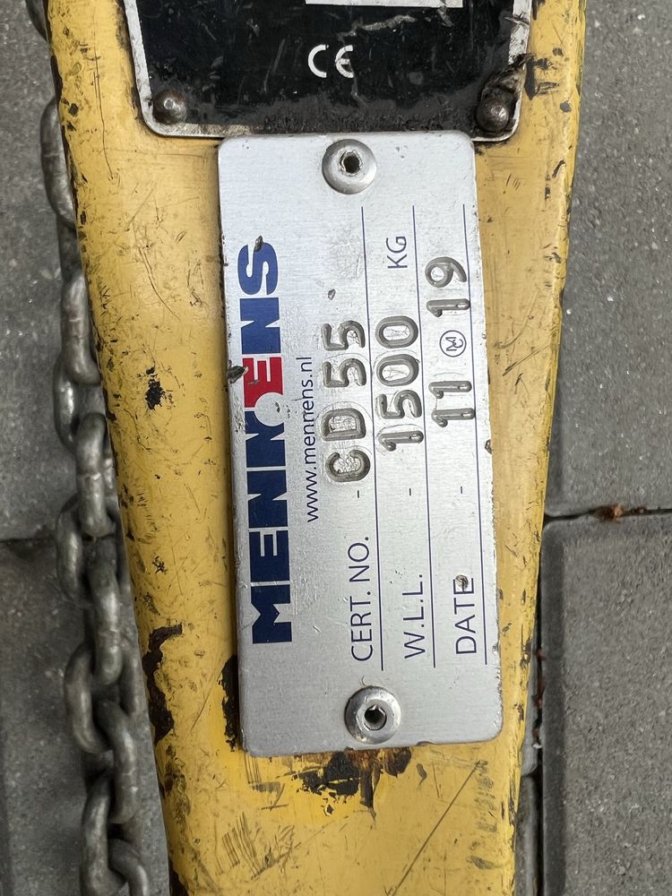 Troliu( Palan) de ridicat pe lant manual 1500kg 1600kg Mennens