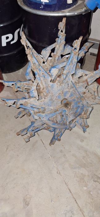 Piesa plantator rasaduri