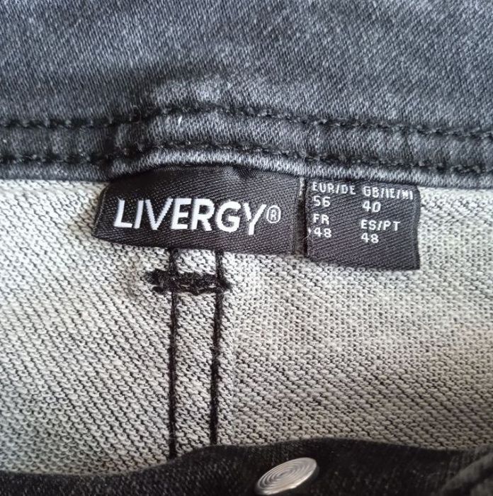 Pantaloni scurți damă