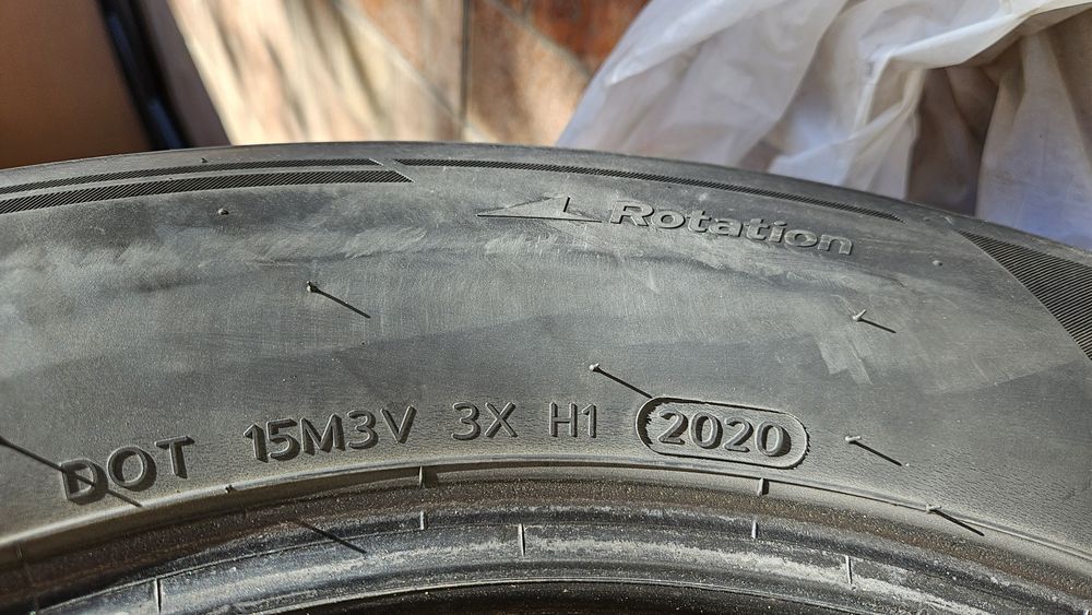 Anvelope iarna 235 60 R18 - 2 x Hankook