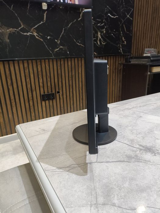 ЛОС монитор для компьютера