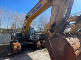 Гусеничный эксковатор сотилади