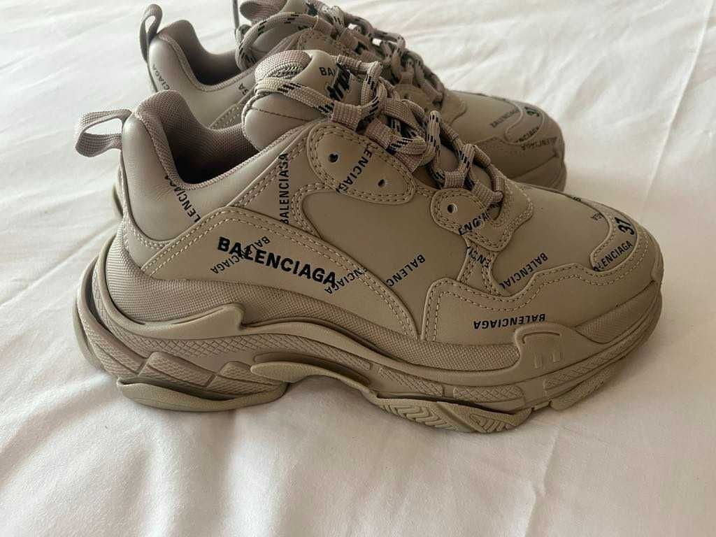 Balenciaga Triple S