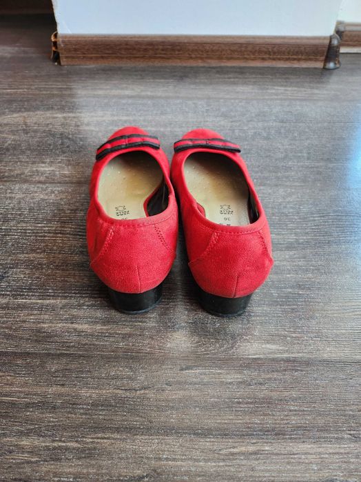 Pantofi rosii cu fundita 36