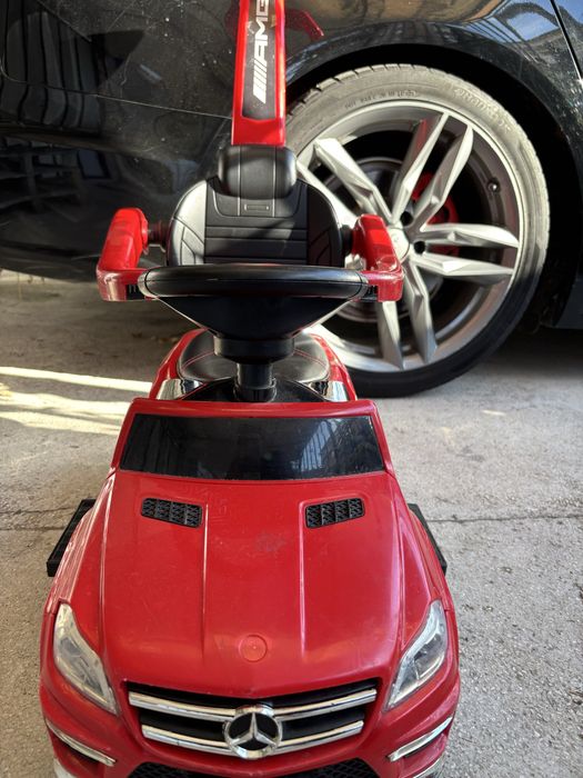 бутаща кола със родителски контрол