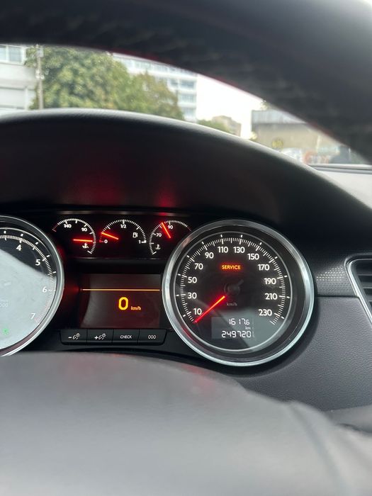 Vând Peugeot 508