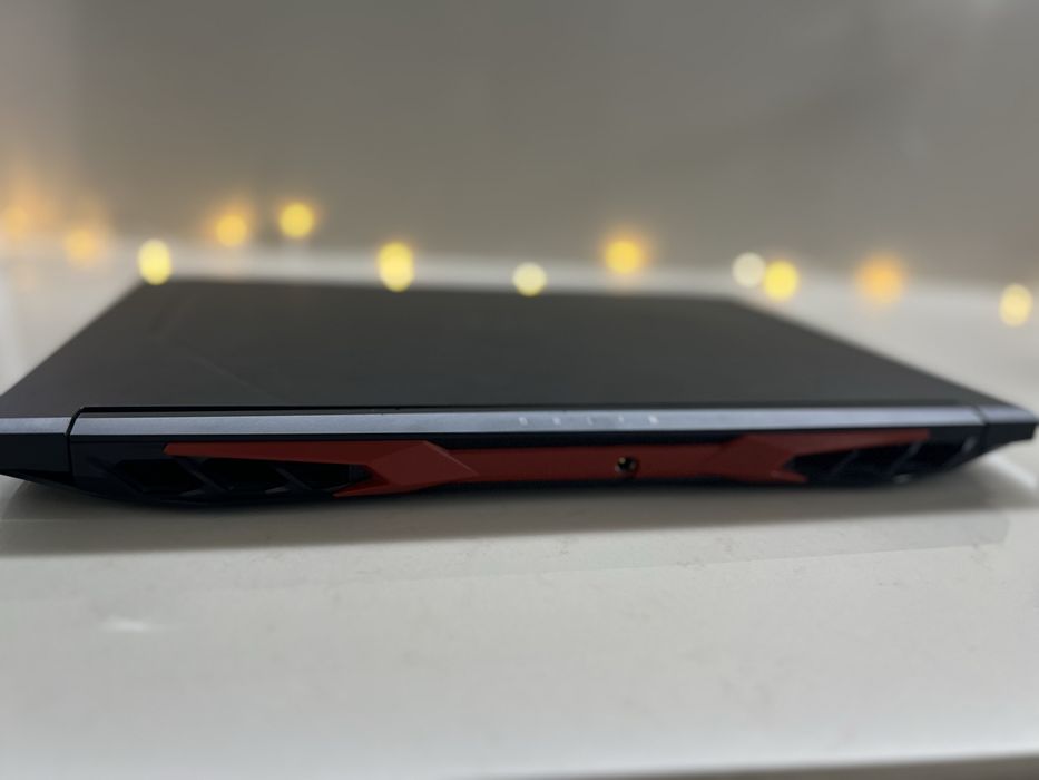 Геймърски лаптоп Acer Nitro 5 AN515-55 | I7-10750H | GTX 1650 Ti