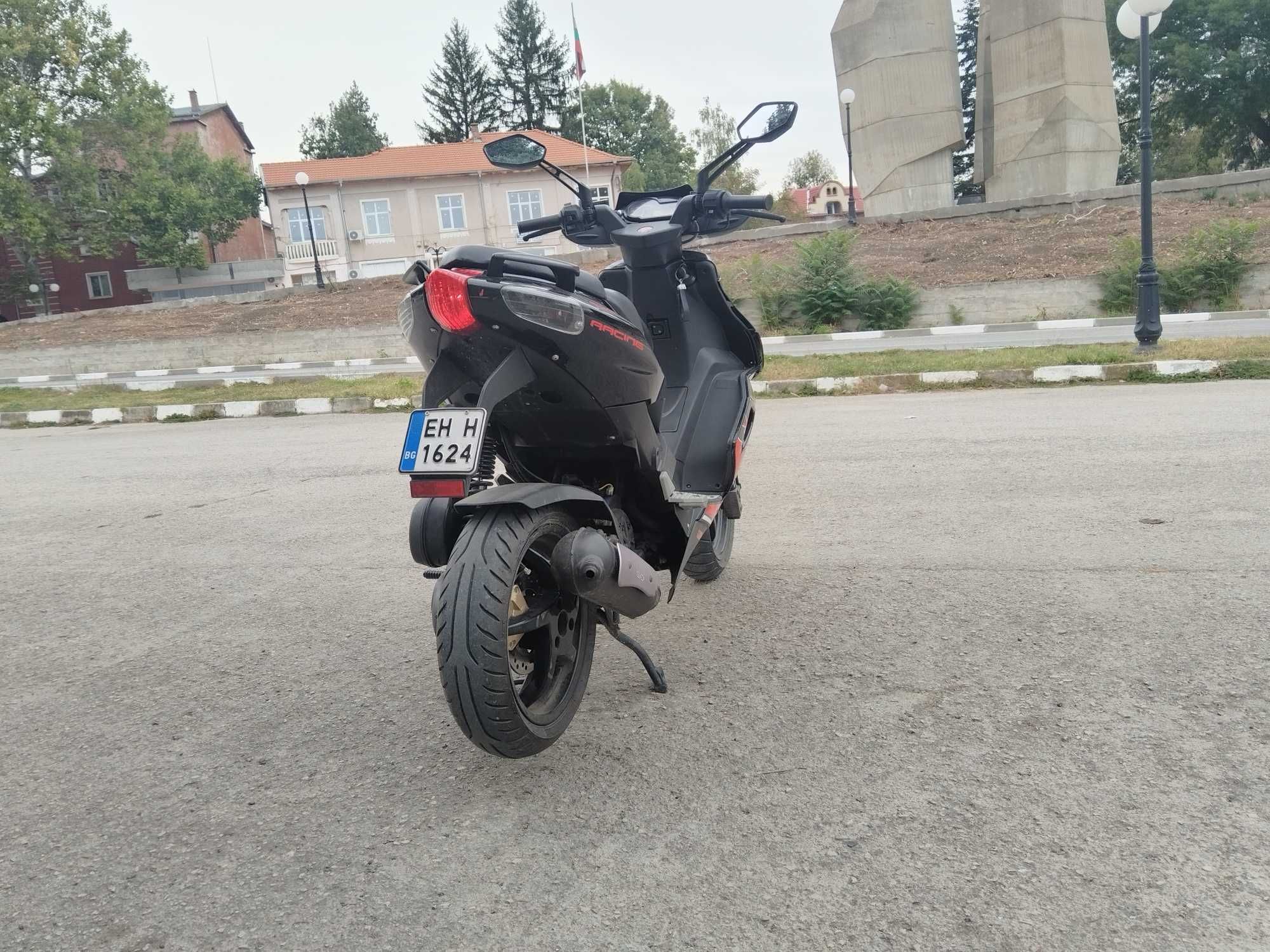 Aprilia SR50 Factory