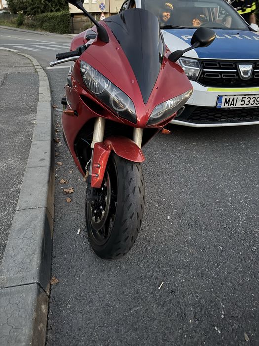Yamaha R1 - 2004