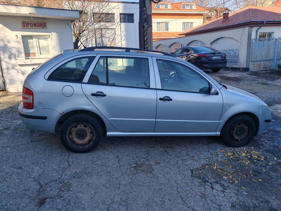 Skoda Fabia 1.2 (direct și unic proprietar de nouă)