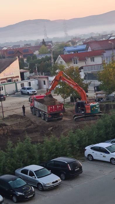 Inchiriez prestez servicii