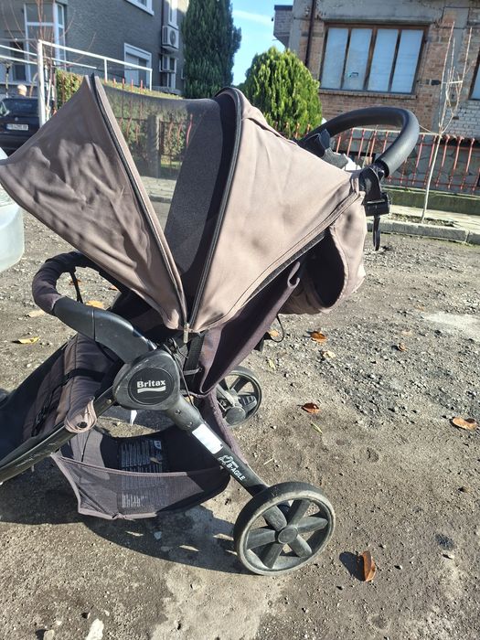 Количка Britax B-agile с допълнителен кош за новородено